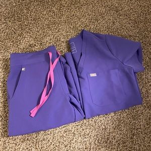 FIGS amethyst scrub set